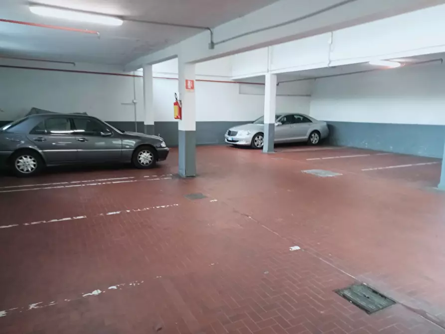 Immagine 7 di Box auto in vendita  in Via Celesia a Genova