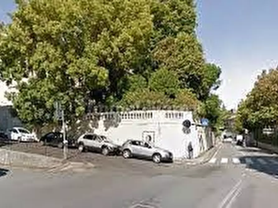 Immagine 1 di Appartamento in vendita  a Genova