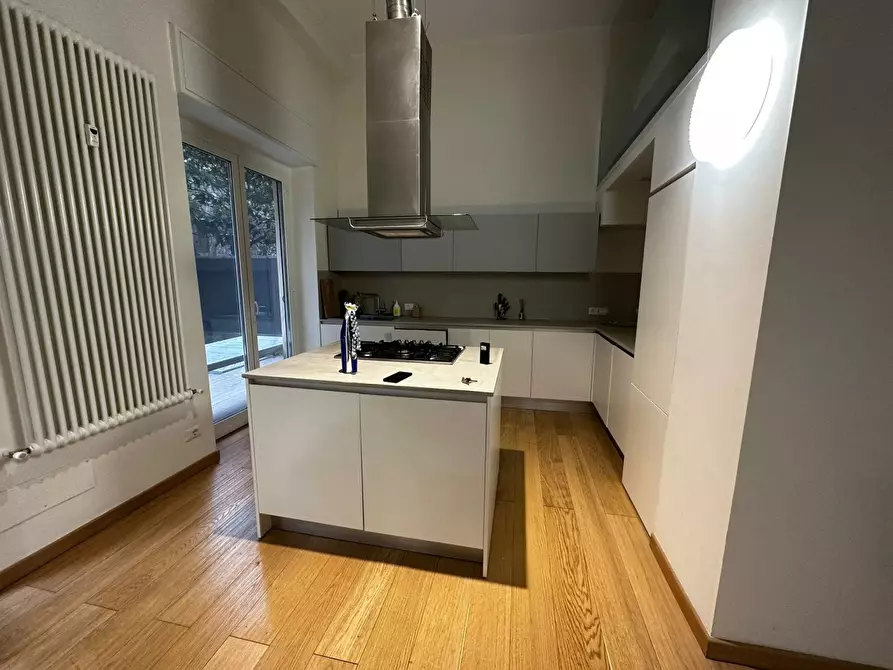 Immagine 2 di Appartamento in vendita  a Genova