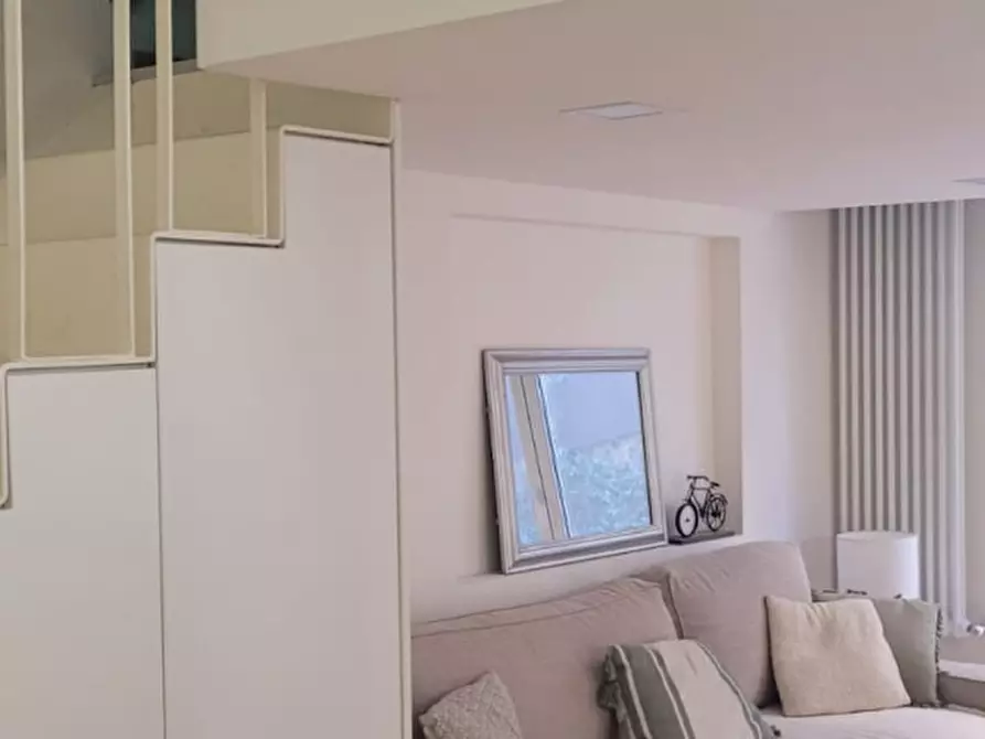 Immagine 8 di Appartamento in vendita  a Genova