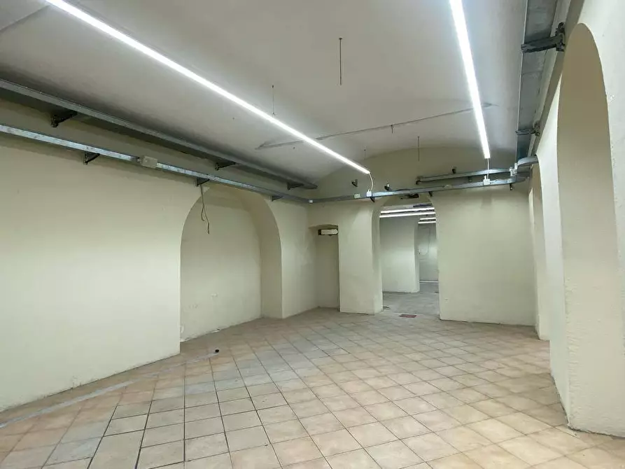 Immagine 7 di Locale commerciale in vendita  in Via Fereggiano 153 a Genova