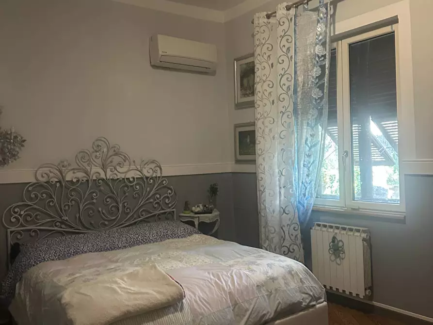 Immagine 15 di Villa in vendita  in Viale Modugno 16 a Genova