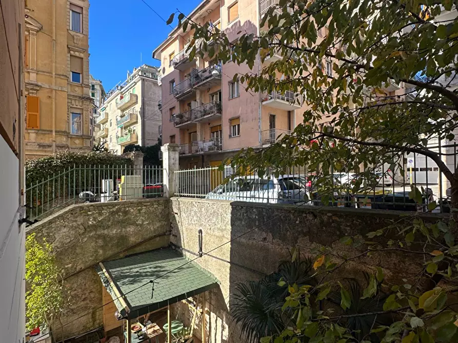 Immagine 5 di Appartamento in vendita  in VIA CESARE CABELLA 35 a Genova