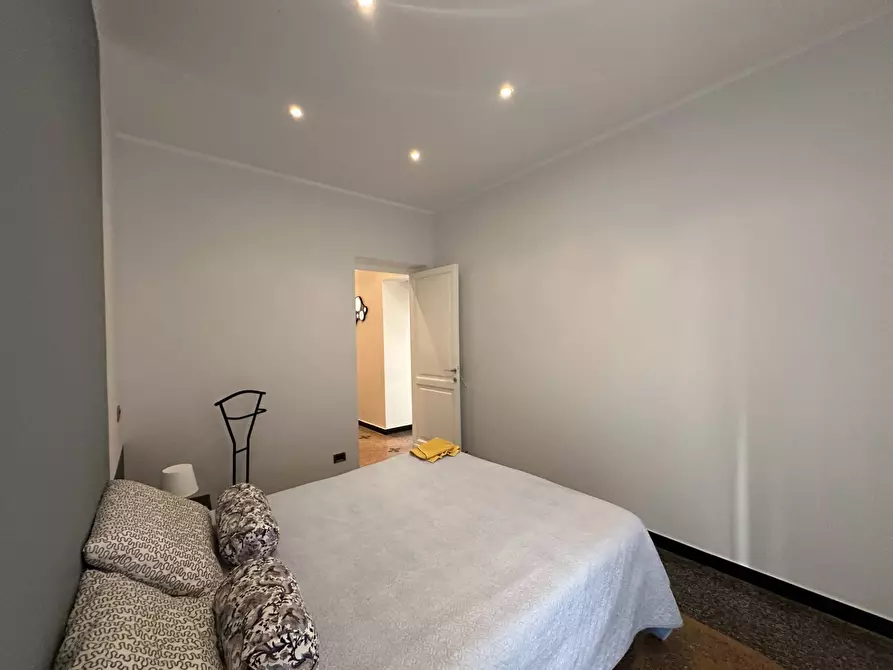 Immagine 7 di Appartamento in vendita  in VIA CESARE CABELLA 35 a Genova