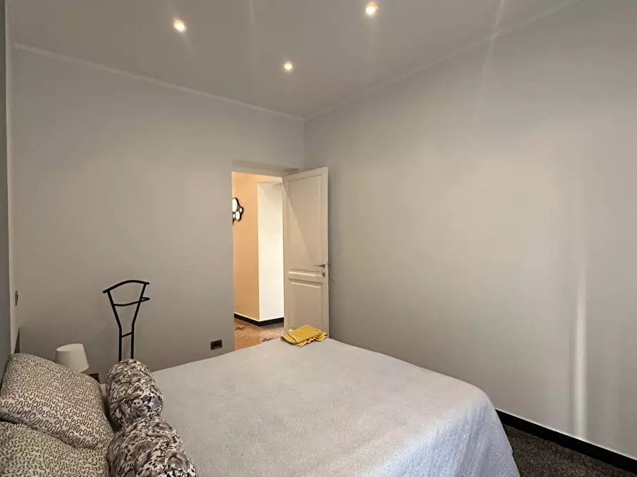 Immagine 8 di Appartamento in vendita  in VIA CESARE CABELLA 35 a Genova