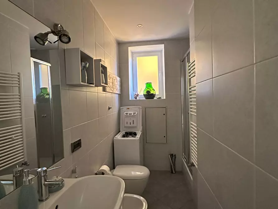 Immagine 17 di Appartamento in vendita  in VIA CESARE CABELLA 35 a Genova