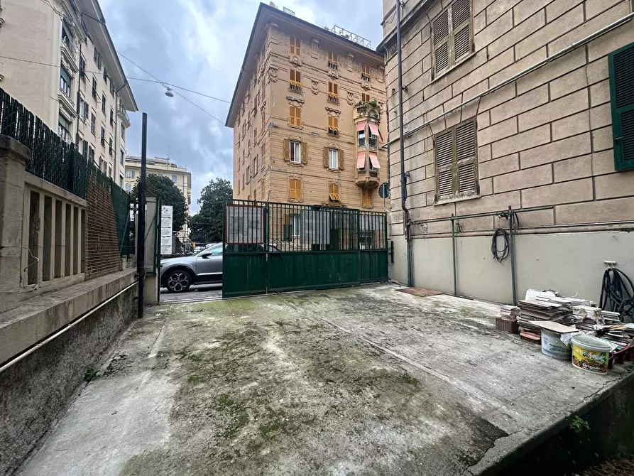 Immagine 1 di Laboratorio   in VIA TOMASO INVREA a Genova