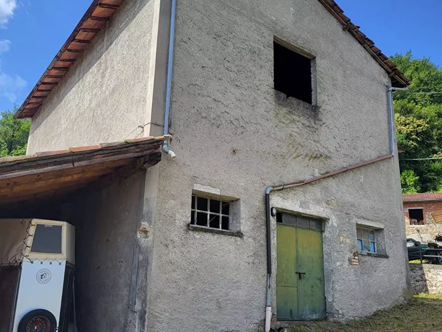 Immagine 4 di Rustico / casale in vendita  in Via delle castagne 2 a Ventasso