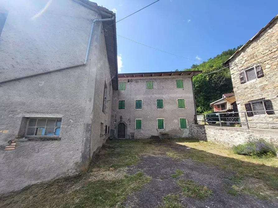 Immagine 23 di Rustico / casale in vendita  in Via delle castagne 2 a Ventasso