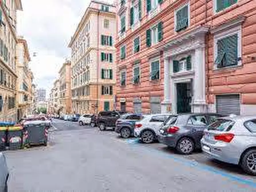 Immagine 2 di Appartamento in vendita  in Via Palestro 9 a Genova