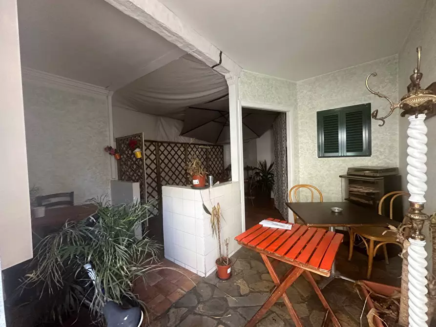 Immagine 2 di Locale commerciale in affitto  in Via Timavo 51 a Genova