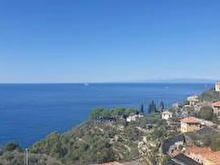 Immagine 1 di Villa in vendita  in via roma 8 a Bogliasco