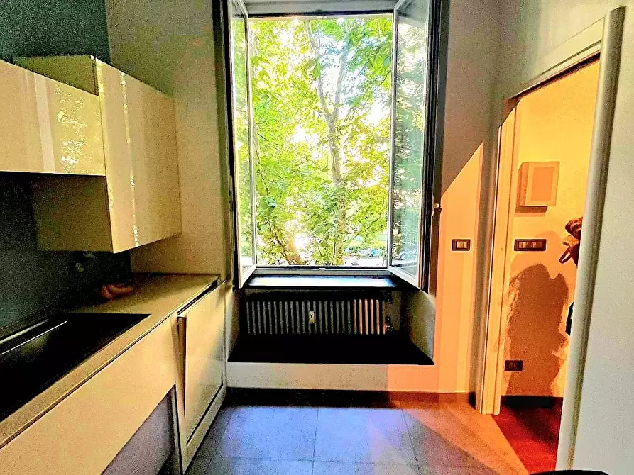 appartamento in vendita a Genova in zona Carignano