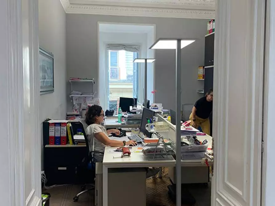 Immagine 8 di Ufficio in affitto  in Via XX Settembre a Genova