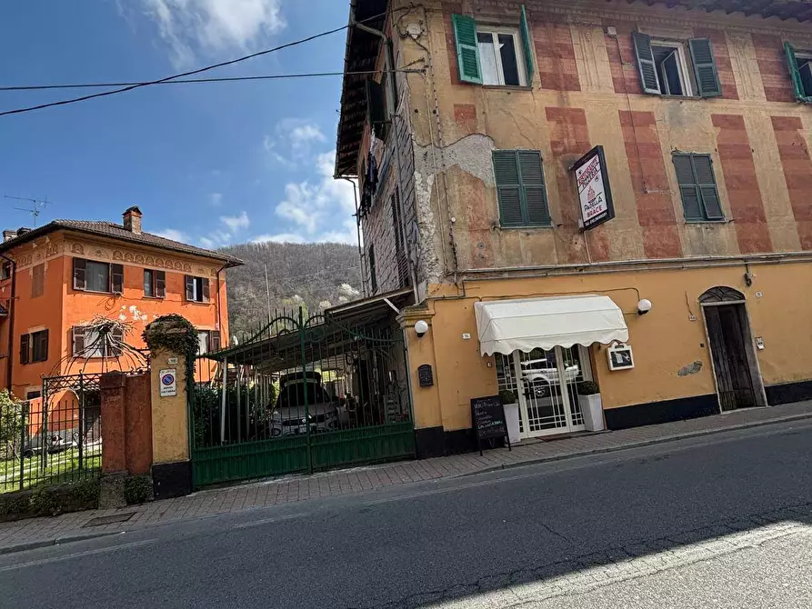 Immagine 2 di Locale commerciale in vendita  in Corso Trento e Trieste a Ronco Scrivia