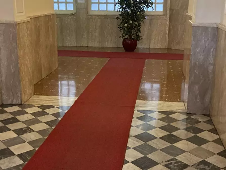 Immagine 3 di Appartamento in vendita  in via nizza 6 a Genova