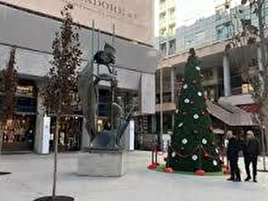 Immagine 3 di Locale commerciale in affitto  in Via Dodici Ottobre 132 a Genova