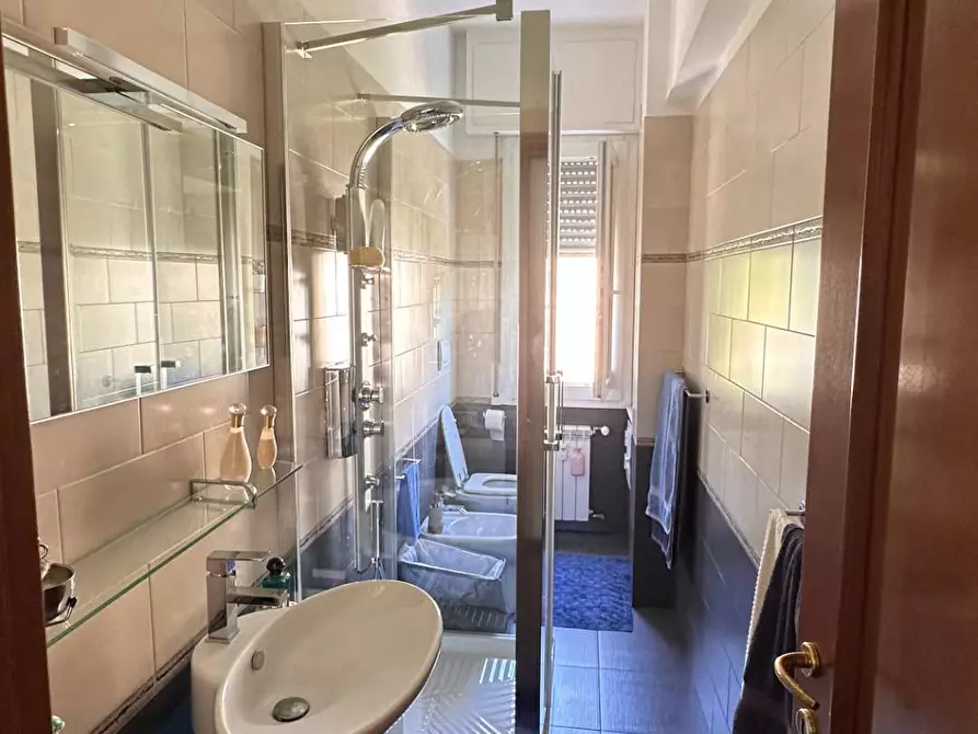 Immagine 13 di Appartamento in vendita  in Via Raffaele Ricca 20 a Genova