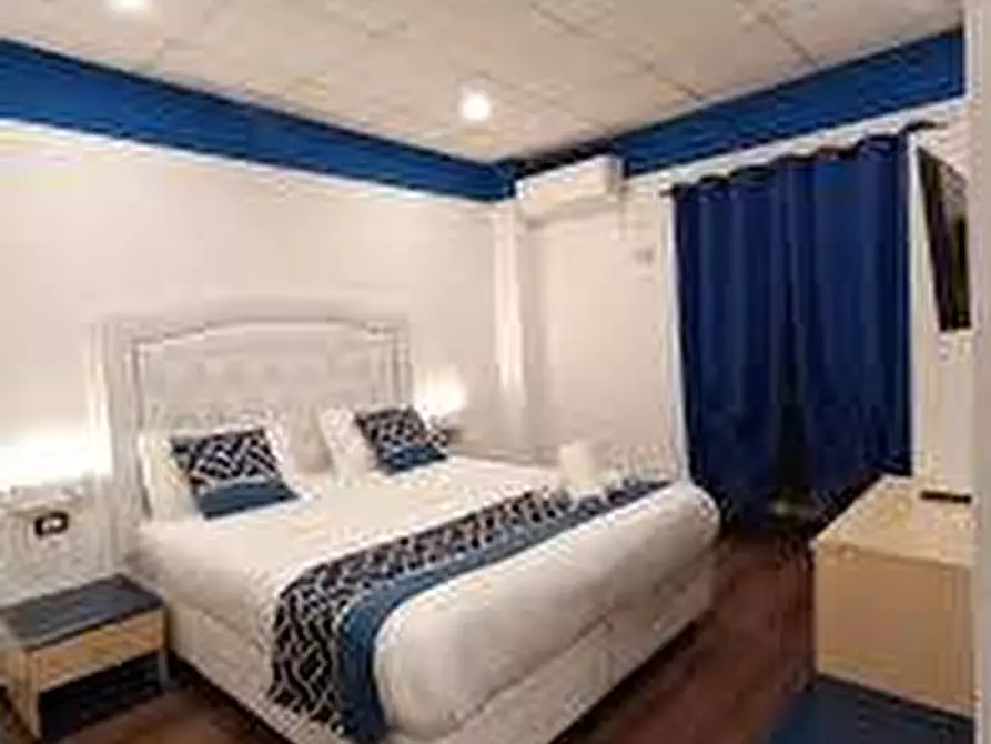 Immagine 1 di Albergo/B&B/Residence in vendita  in Via Di Sottoripa 3 a Genova