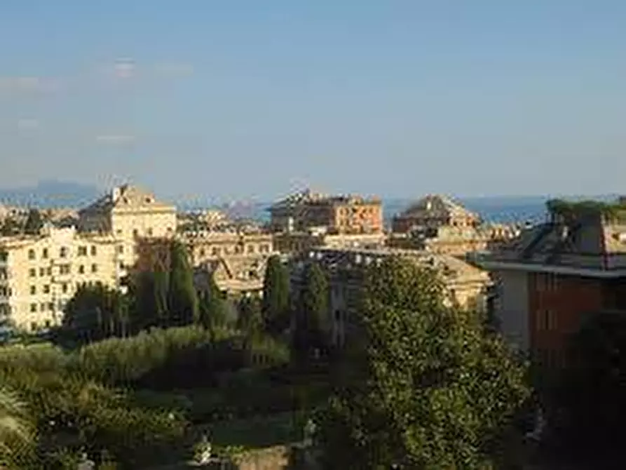 Immagine 1 di Appartamento in vendita  in Via Zara 8 a Genova