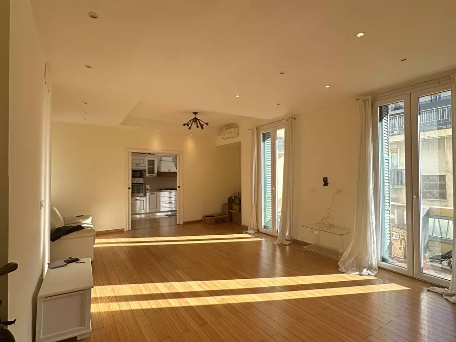 Immagine 2 di Appartamento in vendita  in Largo San Francesco Da Paola 53 a Genova