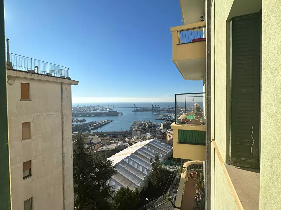 Immagine 10 di Appartamento in vendita  in Largo San Francesco Da Paola 53 a Genova