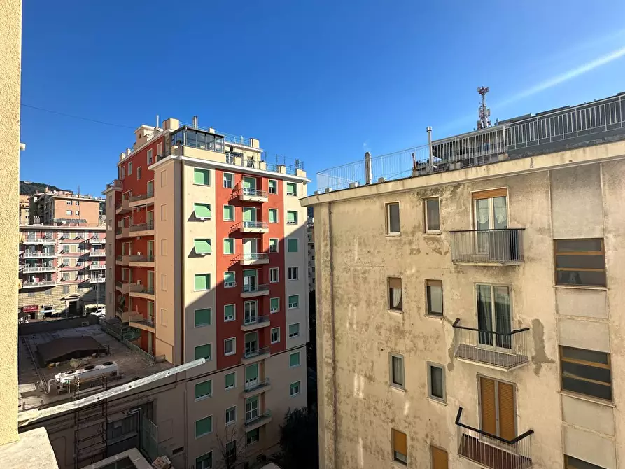 Immagine 12 di Appartamento in vendita  in Largo San Francesco Da Paola 53 a Genova