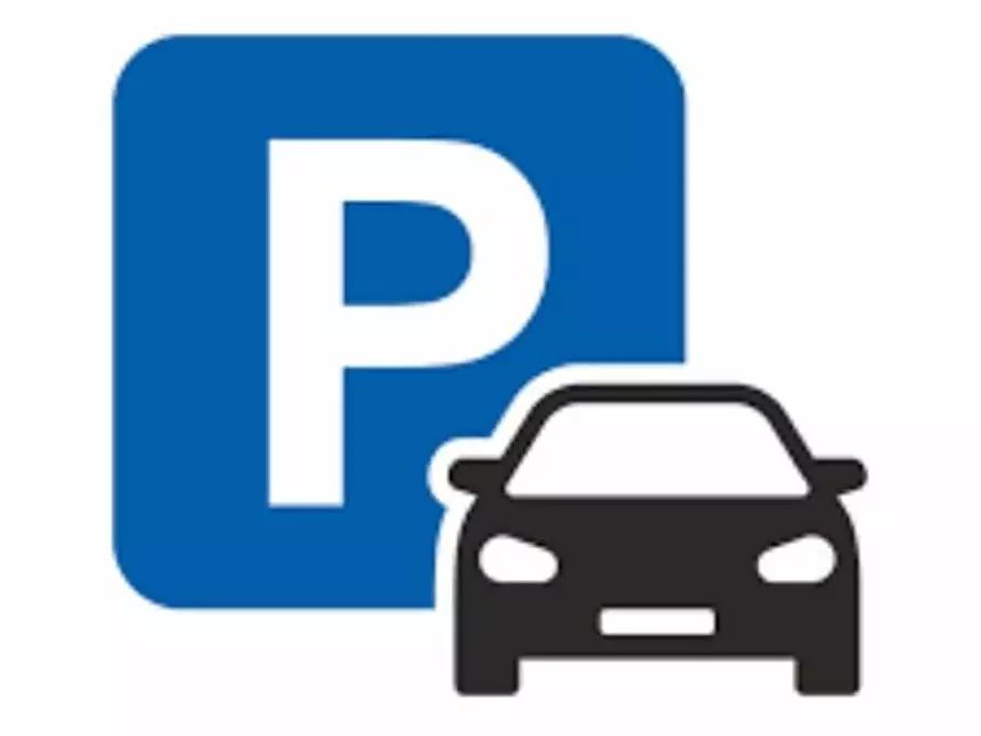 Immagine 6 di Attività commerciale in vendita  in Piazza Piccapietra a Genova