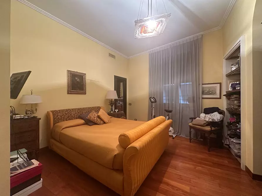 Immagine 20 di Appartamento in vendita  in PIAZZA CORVETTO 1 a Genova