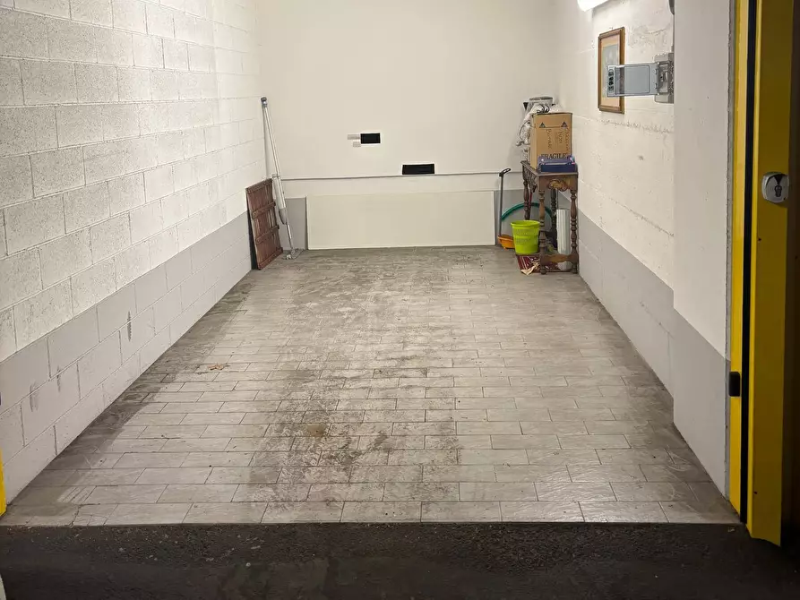 Immagine 1 di Appartamento in vendita  in Via Montezovetto a Genova