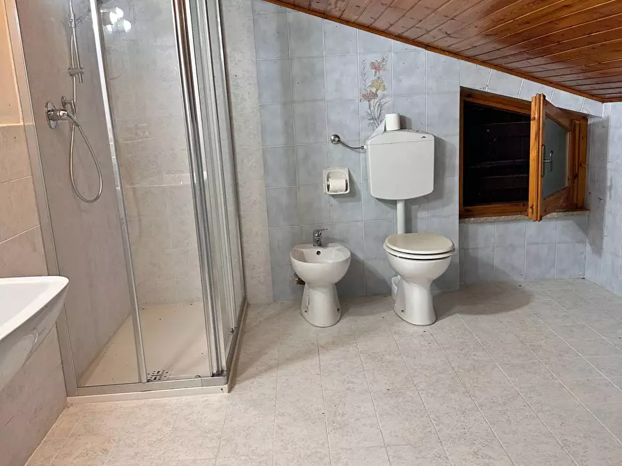 Immagine 10 di Casa indipendente in vendita  in Via Caramagna 23 a Alice Bel Colle