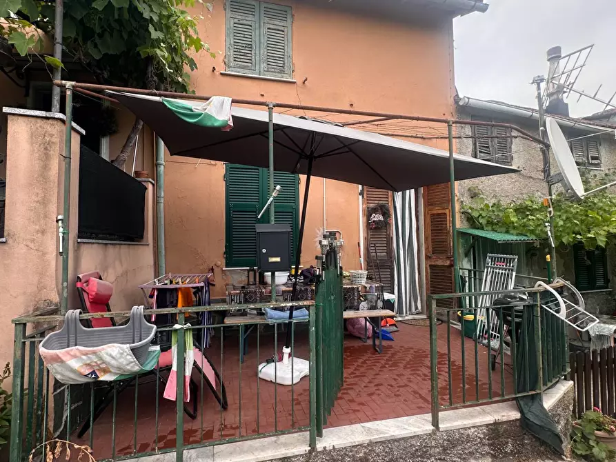 Immagine 15 di Casa semindipendente in vendita  in Salita San Giacomo Di Molassana a Genova