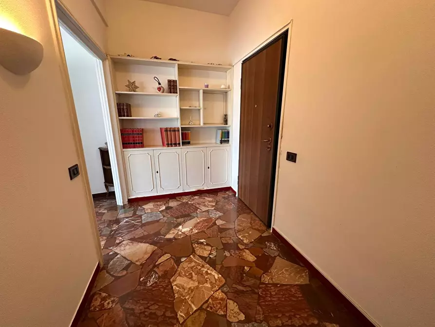Immagine 5 di Appartamento in vendita  in Via Piaggio 20 a Genova