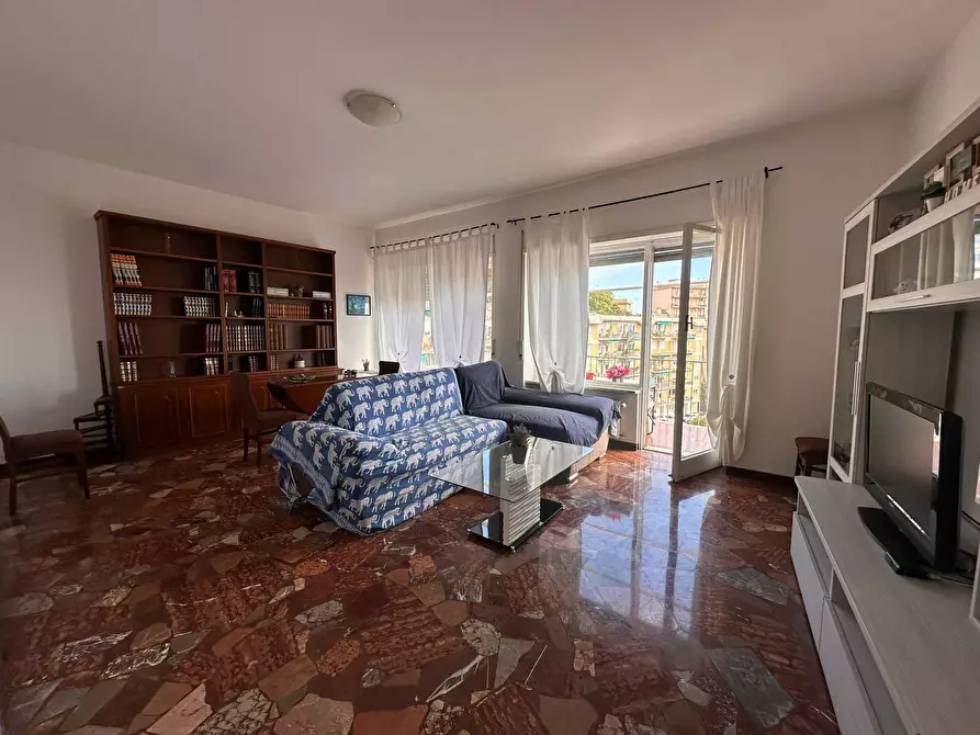 Immagine 22 di Appartamento in vendita  in Via Piaggio 20 a Genova