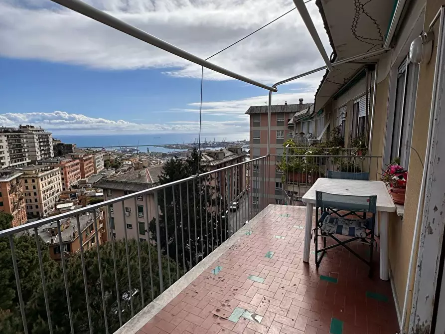 Immagine 20 di Appartamento in vendita  in Via Piaggio 18 a Genova