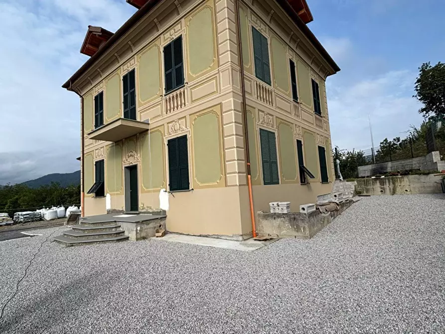 Immagine 3 di Casa semindipendente in vendita  in Via Costa Favareto 4 a Crocefieschi