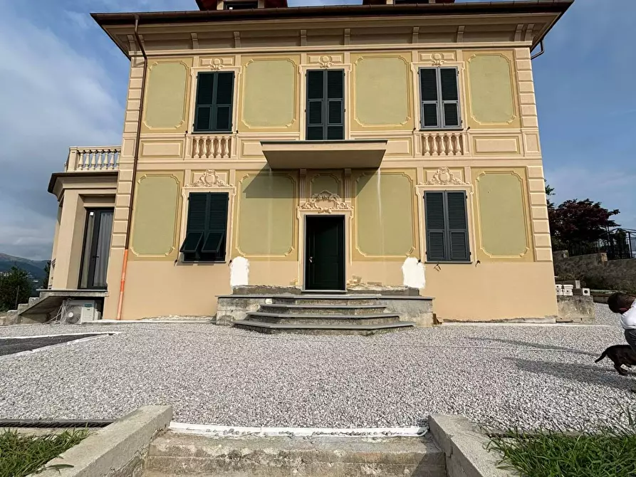 Immagine 5 di Casa semindipendente in vendita  in Via Costa Favareto 4 a Crocefieschi