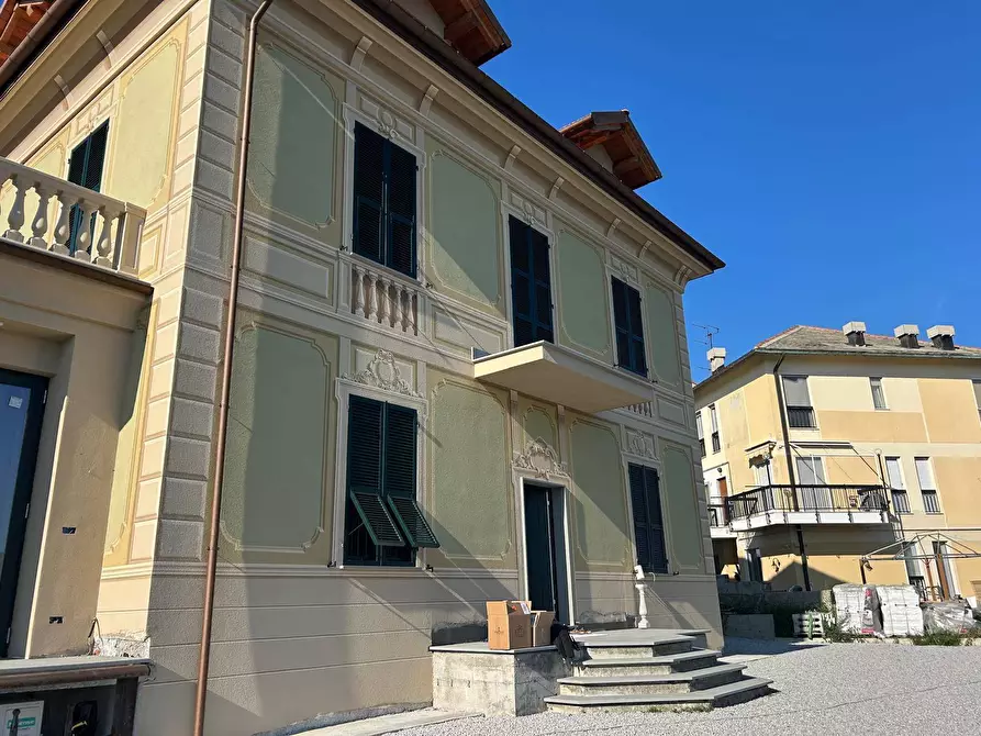 Immagine 3 di Casa semindipendente in vendita  in Via Costa Favareto 4 a Crocefieschi