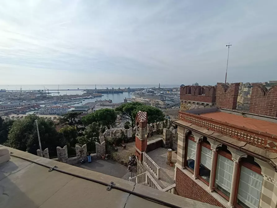 Immagine 28 di Appartamento in vendita  in corso ugo bassi a Genova