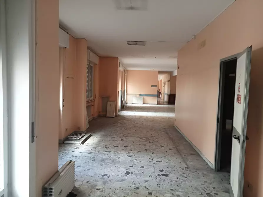 Immagine 12 di Ufficio in vendita  in via piacenza a Genova