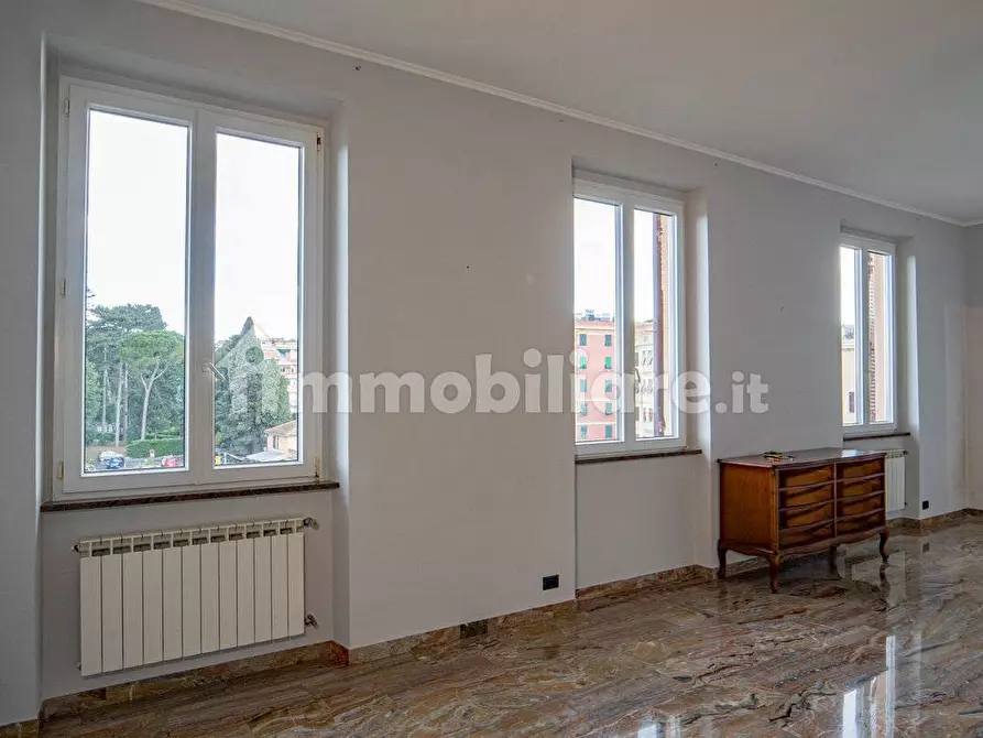 Immagine 10 di Appartamento in vendita  in VIA MONTEZOVETTO 12 a Genova