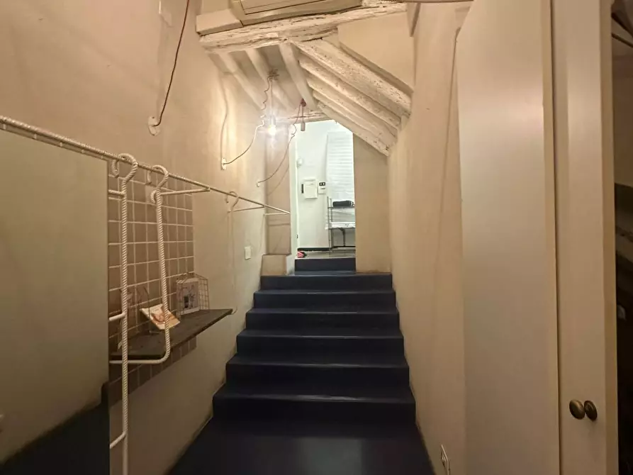 Immagine 6 di Attività commerciale in vendita  in Via Canneto il lungo a Genova