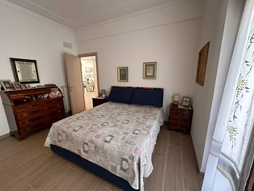 Immagine 5 di Appartamento in vendita  in VIA TRAVERSA ALLA COSTA 2 a Genova