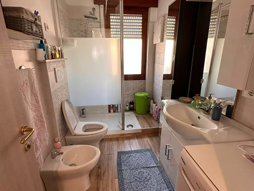 Immagine 7 di Appartamento in vendita  in VIA TRAVERSA ALLA COSTA 2 a Genova