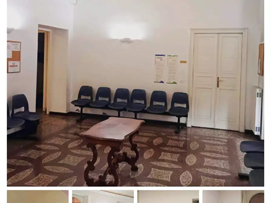 Immagine 26 di Appartamento in vendita  in corso ugo bassi a Genova