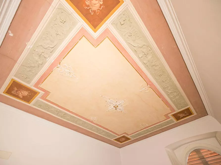 Immagine 25 di Appartamento in vendita  in corso ugo bassi a Genova