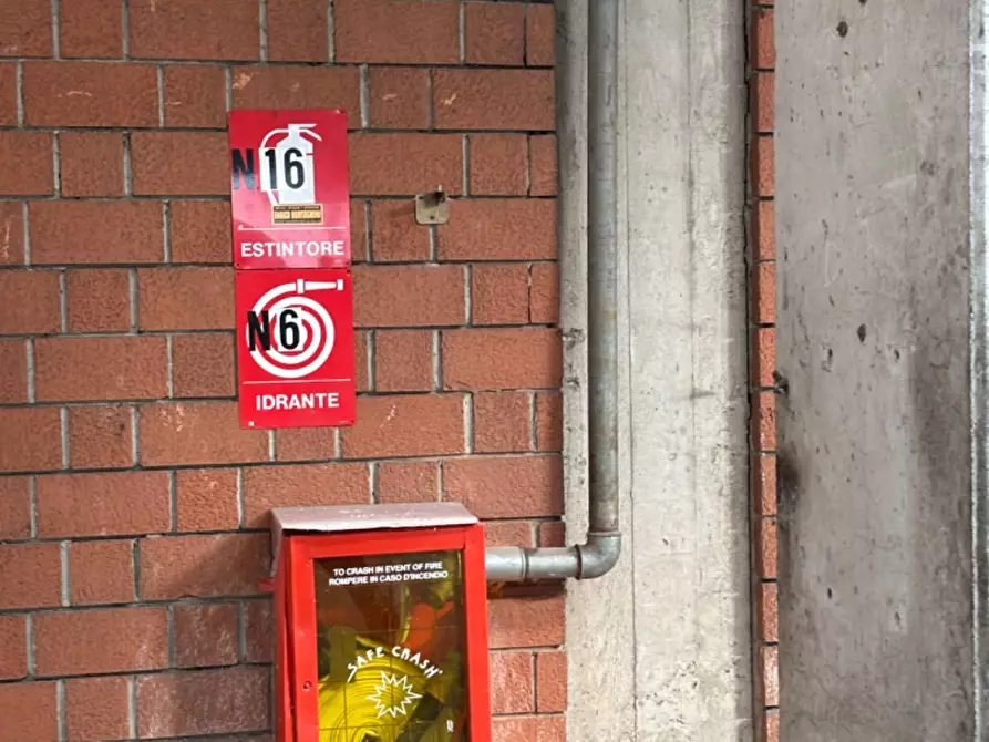 Immagine 33 di Capannone industriale in vendita  in Via Pontasso a Casella