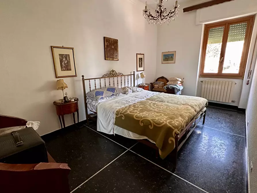 Immagine 4 di Appartamento in vendita  in via finale 11 a Genova