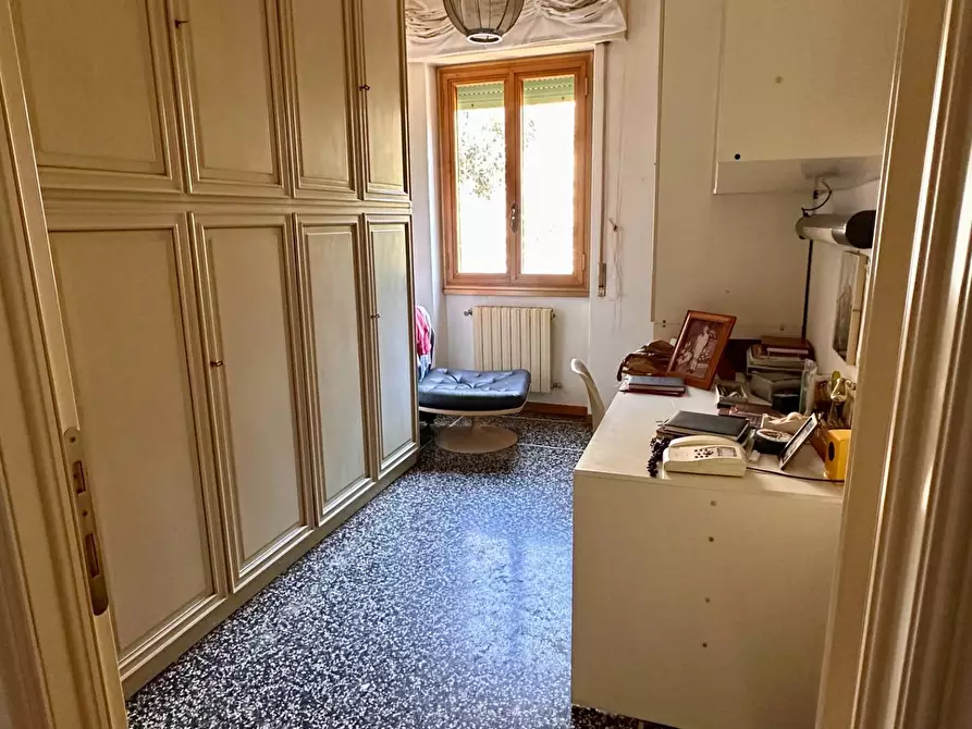 Immagine 5 di Appartamento in vendita  in via finale 11 a Genova