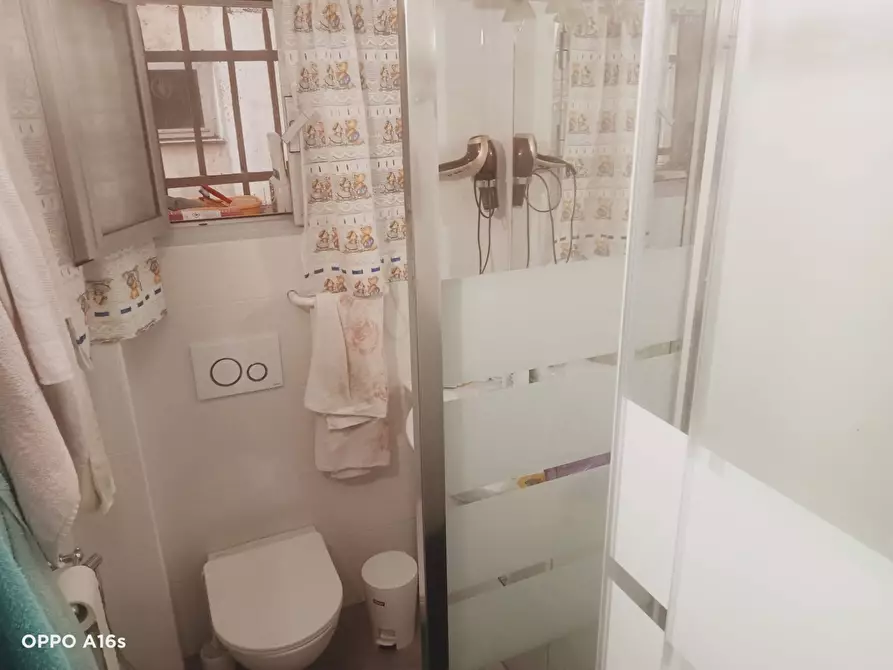 Immagine 6 di Appartamento in vendita  in Via Venezia a Genova